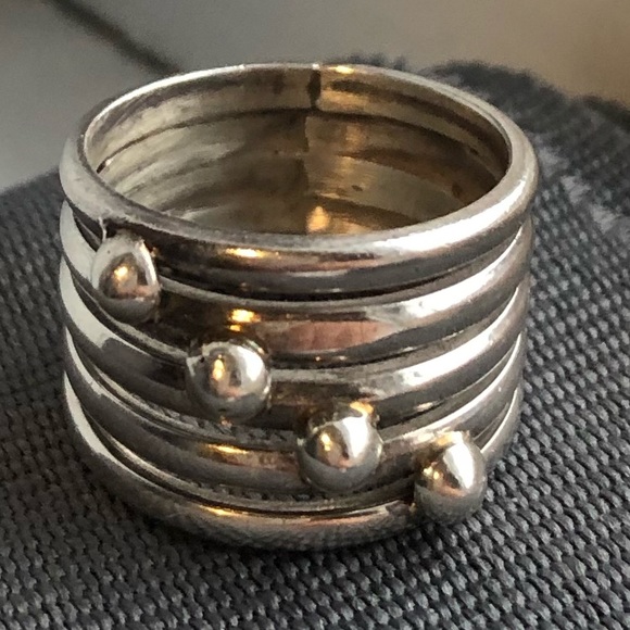 Silver ring Size 5 - Picture 1 of 6
